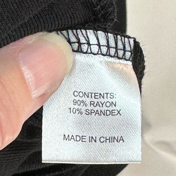 Capsule 121 Sleeveless Tank Blouse - Black - size 2X - Picture 6 of 7